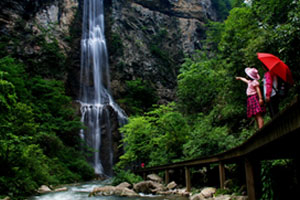 One Day Classic Hiking Tour in Zhangjiajie Great Canyon