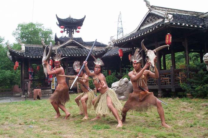 Maogusi Dance and Hands Waving Dance-To Unveil the Mystery of Tujia Ancestor