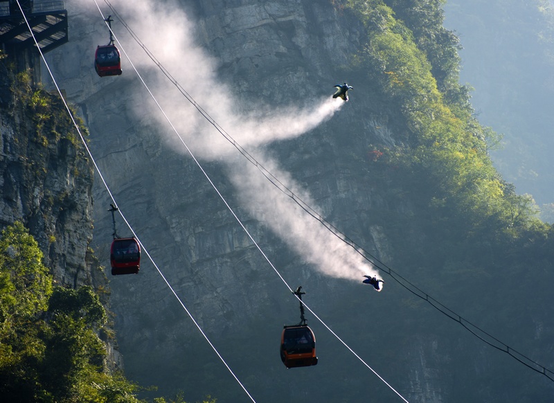 World wingsuit competition takes off in China