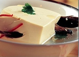 Zhangjiajie Tujia People’s Favorite Dishes-Loach Drilling in Tofu