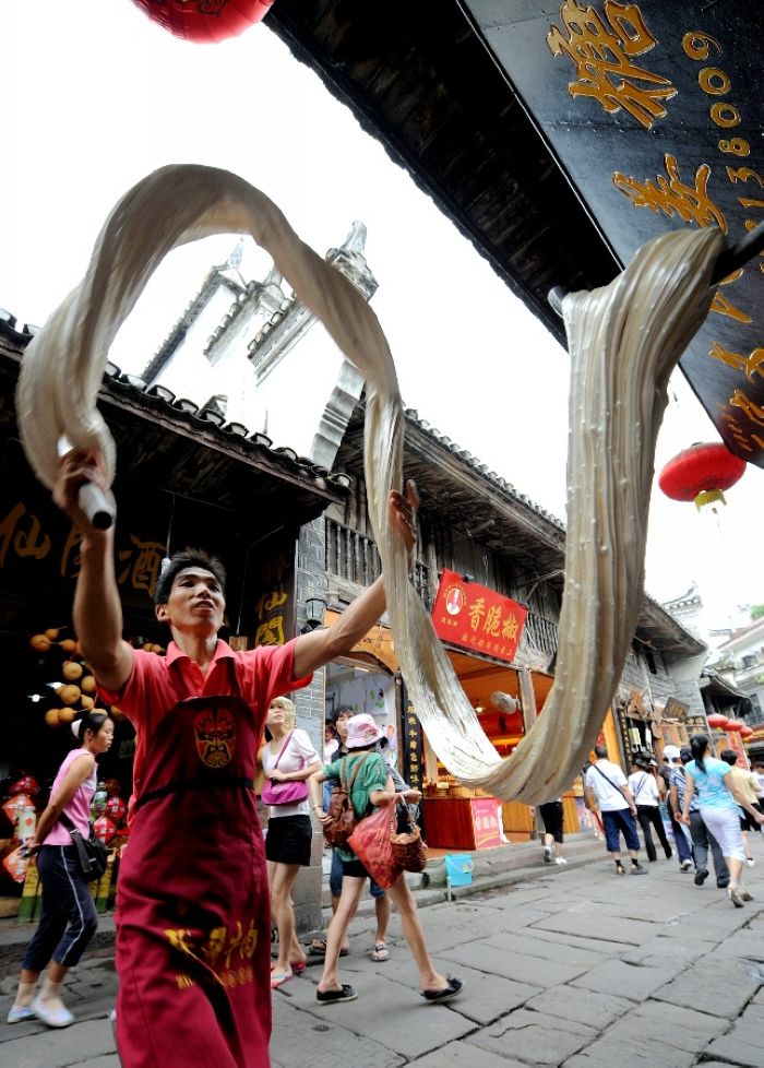 Strategies for shopping in ZhangJiaJie