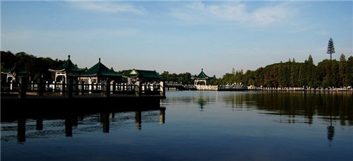 Wuhan-Los Angles Direct Flight Launched