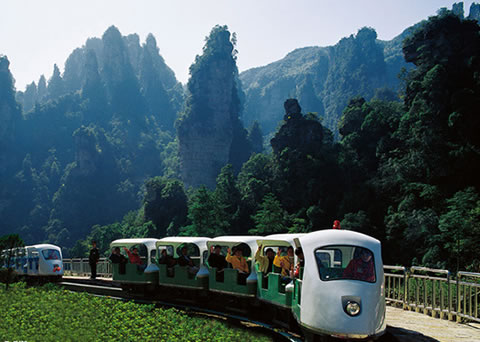 How can Get to Zhangjiajie from Hong Kong?