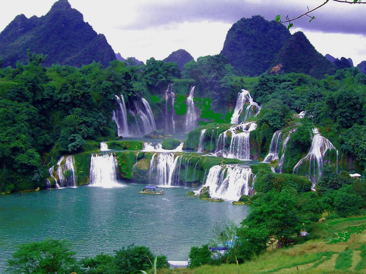 Two Rivers and Four Lakes Scenic Spot