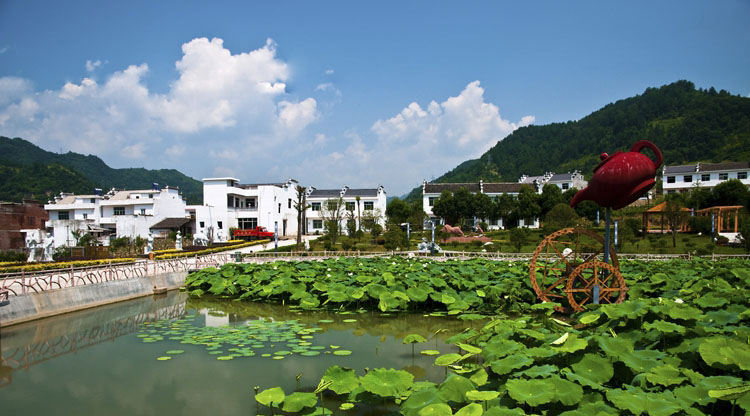 Photo shows the view taken in Longtou Village, Pingli County in northwest China