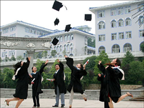 More Chinese Traveling Abroad to Study Reveals