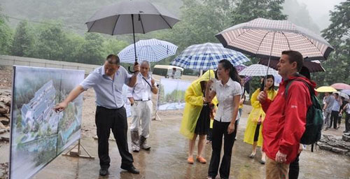 Director of the Global Geoparks Network of the UNESCO Visits Zhangjiajie