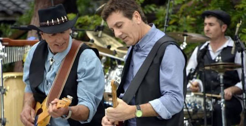 World Country Music Shows on Zhangjiejie Alpine Stages