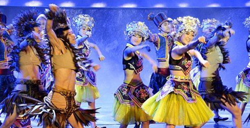 2013 International Country Music Week Draws its Curtain in Zhangjiajie