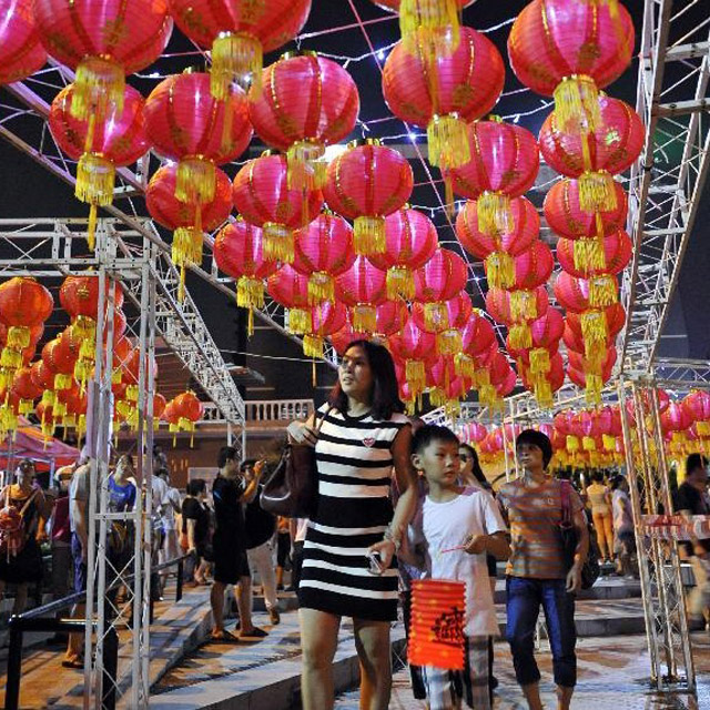 Mid-autumn Festival Celebrated Around China