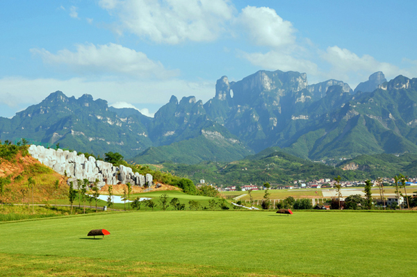 Tianmen international Golf Club in Zhangjiajie