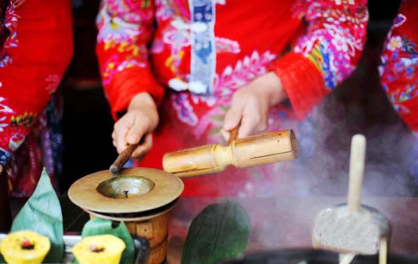 Chengdu is home to great foods in China,Come on a tasty tour of Chengdu