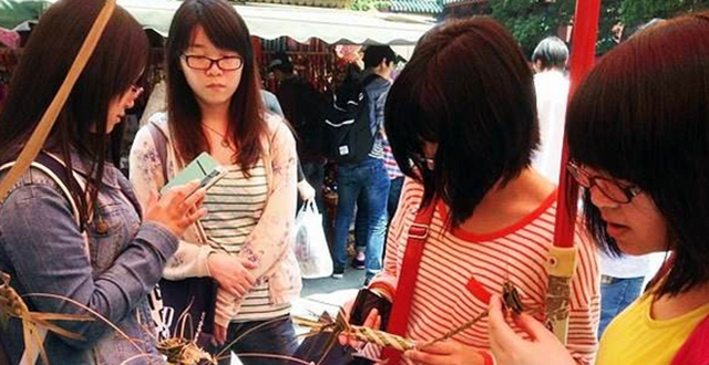Changsha Temple Fair Promotes Intangible Cultural Heritages
