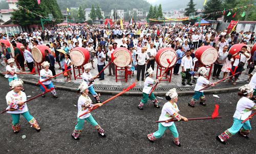 Miao People Celebrate Beginning of Autumn Festival in Hunan's Huayuan County