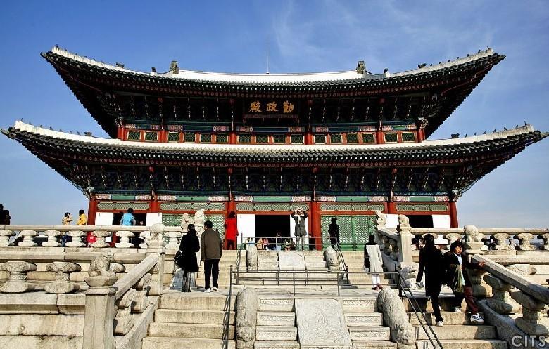 Outbound Tourism Popular with Hunan People