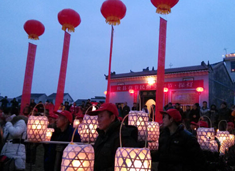 Lantern Festival Celebrations 2015 in Hunan on March 5