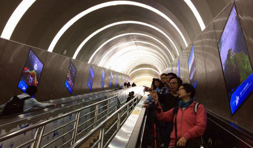 Making an Escalator Traveling over Tianmen Mountain