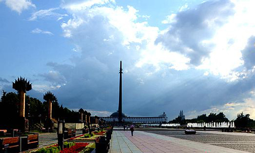 Shaoshan Self-drive Tourists Visit Moscow in Russia