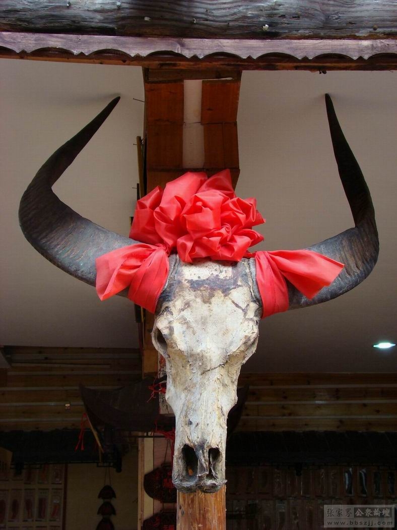 Custom Taboos in Zhangjiajie