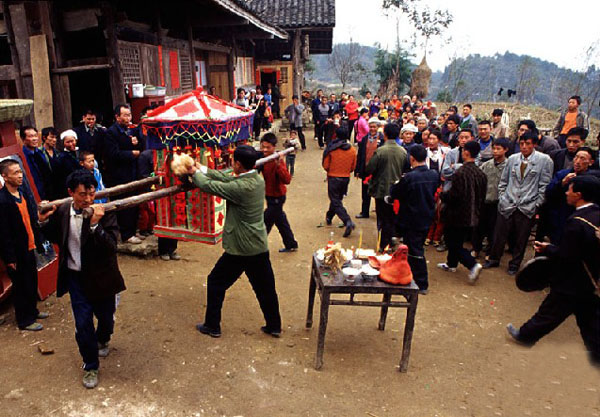Crying Wedding for Tujia girls