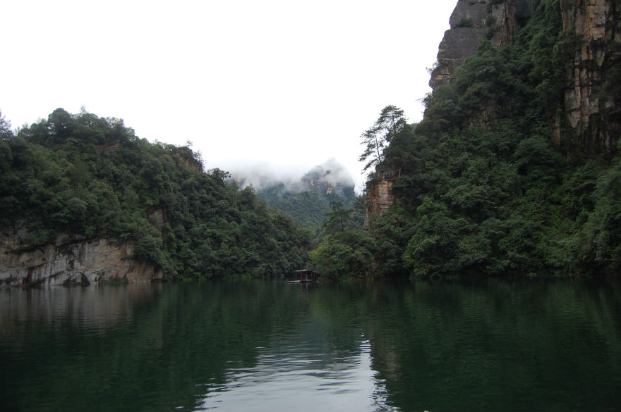Bao Feng Lake in Wulingyuan