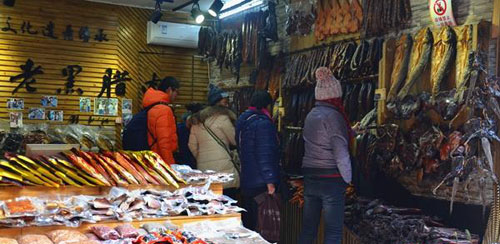 Fenghuang under Atmosphere of Spring Festival