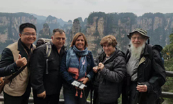 5 Days Zhangjiajie&Fenghuang Wheelchair Tour for Old People
