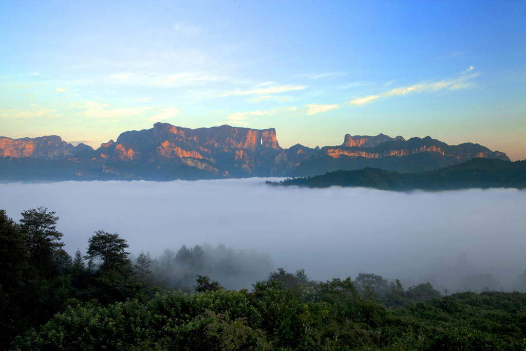 The beautiful scenery of Zhangjiajie after heavy rain